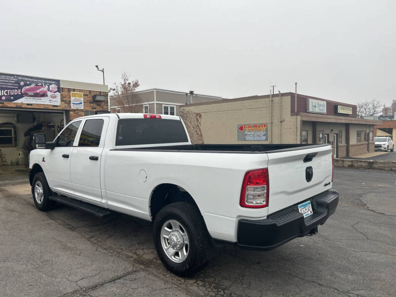 2024 RAM 3500 Tradesman