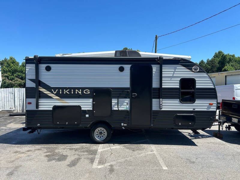 2022 Forest River Viking