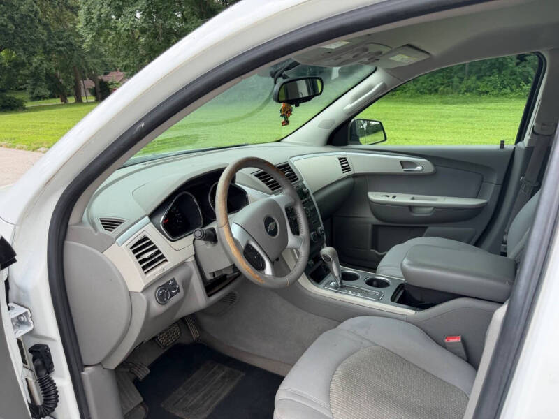 2010 Chevrolet Traverse LS