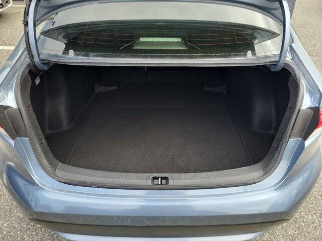 2020 Toyota Corolla Hybrid LE