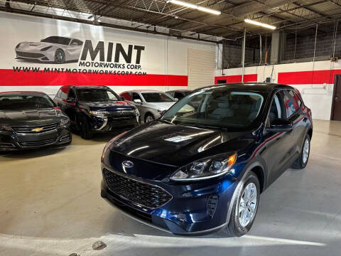 2021 Ford Escape Hybrid for sale at MINT MOTORWORKS in Addison IL