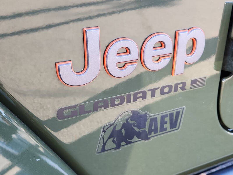 2024 Jeep Gladiator Mojave X