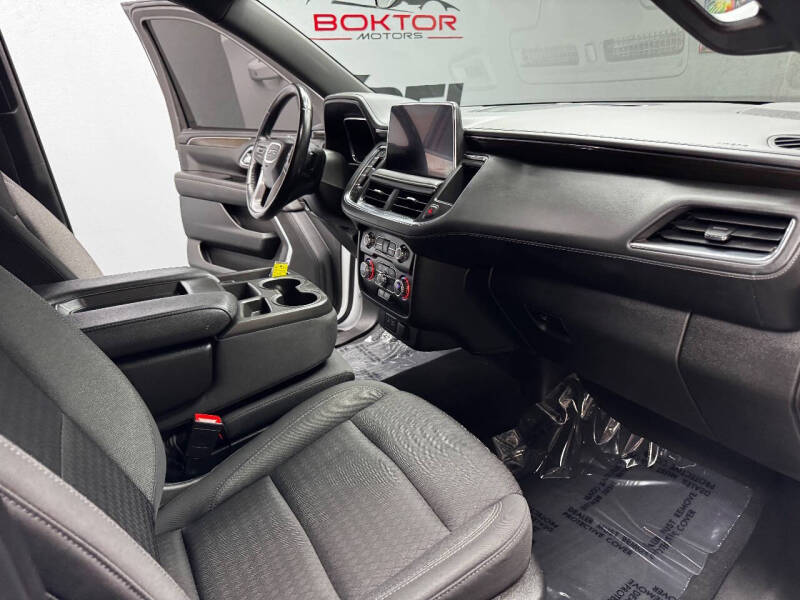 2023 GMC Yukon XL SLE