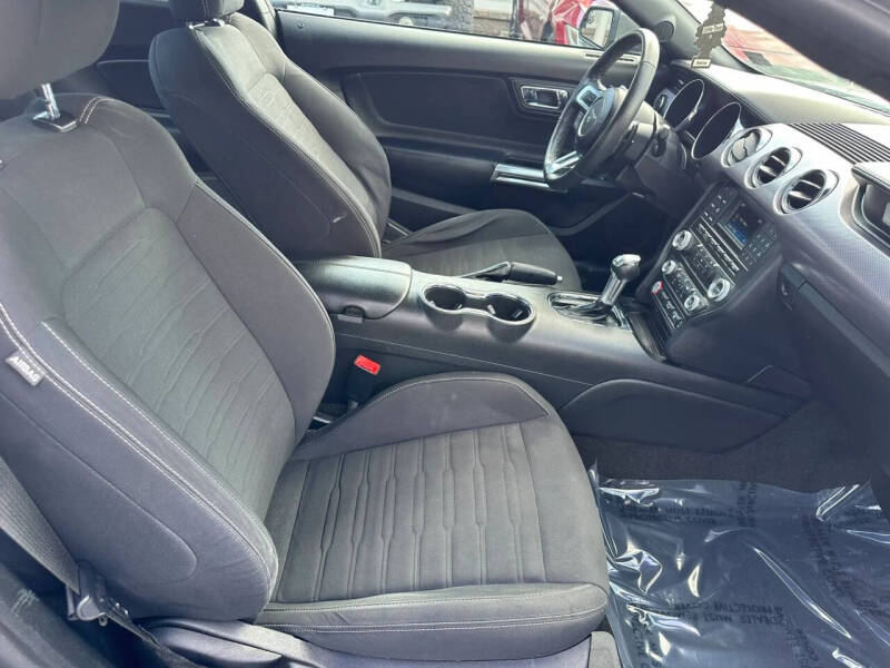 2017 Ford Mustang