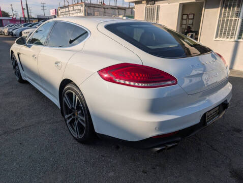 2016 Porsche Panamera S
