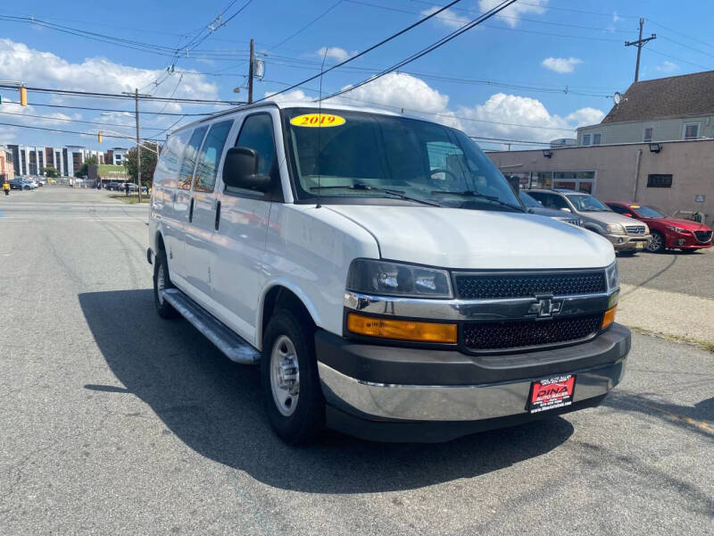 2019 Chevrolet Express 2500