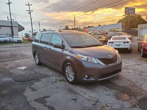 2012 Toyota Sienna for sale at Green Ride Inc in Nashville TN