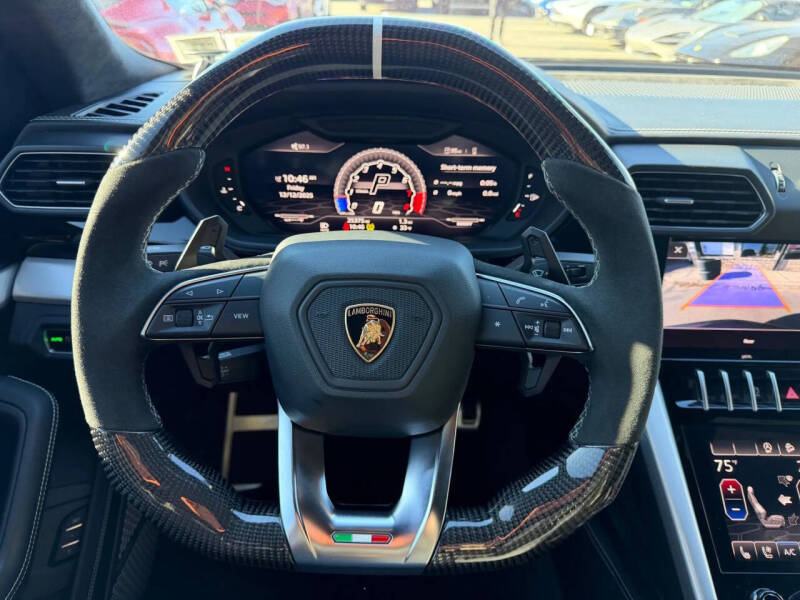 2020 Lamborghini Urus