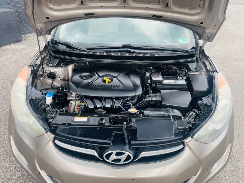 2012 Hyundai Elantra Limited