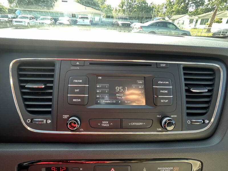 2016 Kia Sedona LX