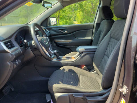 2017 GMC Acadia SLE-1