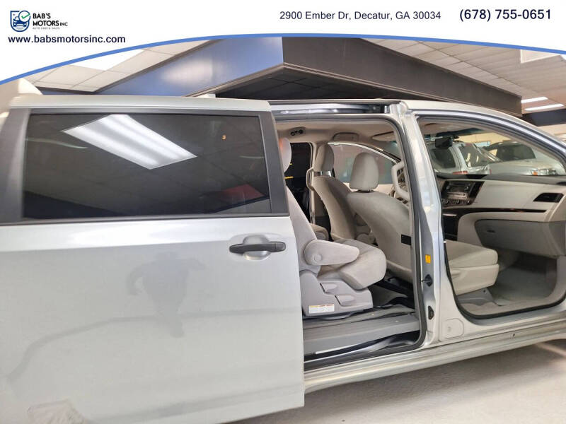 2012 Toyota Sienna