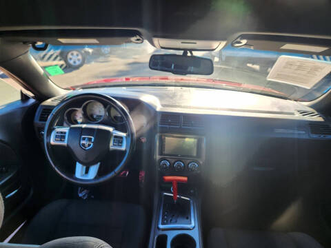 2012 Dodge Challenger SXT