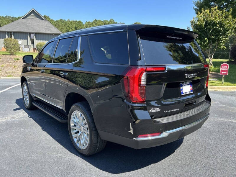 2025 GMC Yukon Elevation