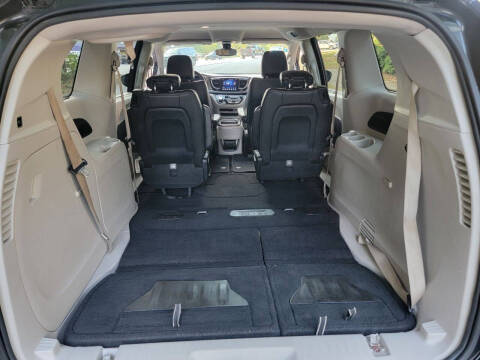 2017 Chrysler Pacifica Touring Plus