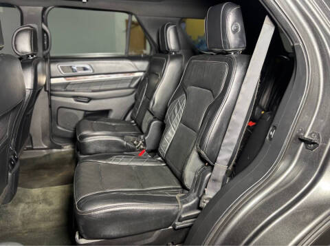 2016 Ford Explorer Platinum