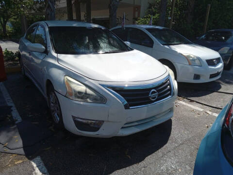 2015 Nissan Altima for sale at Blue Lagoon Auto Sales in Plantation FL