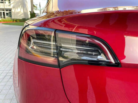 2020 Tesla Model 3 Standard Range Plus