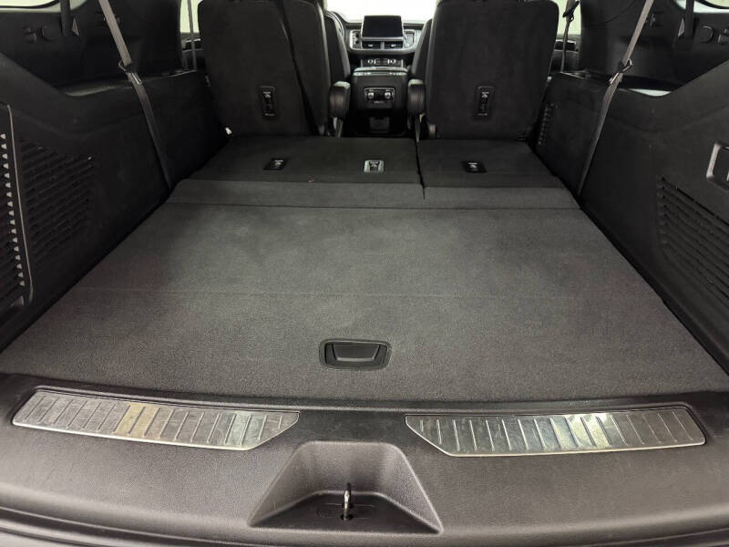 2023 GMC Yukon XL AT4