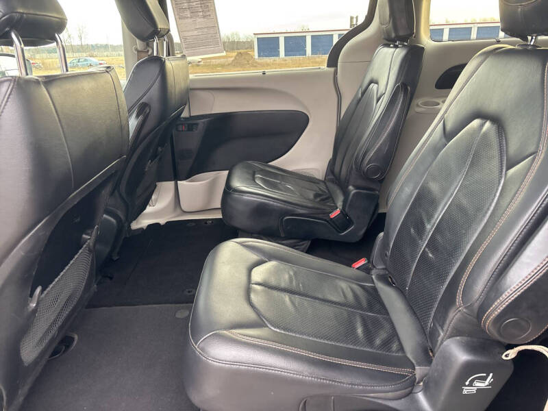 2019 Chrysler Pacifica Touring L