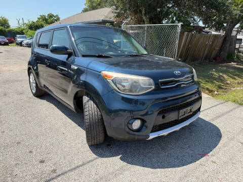 2018 Kia Soul +