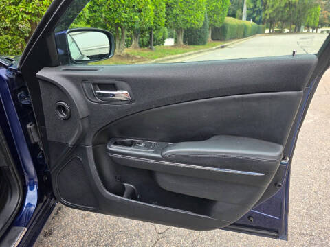 2014 Dodge Charger SE