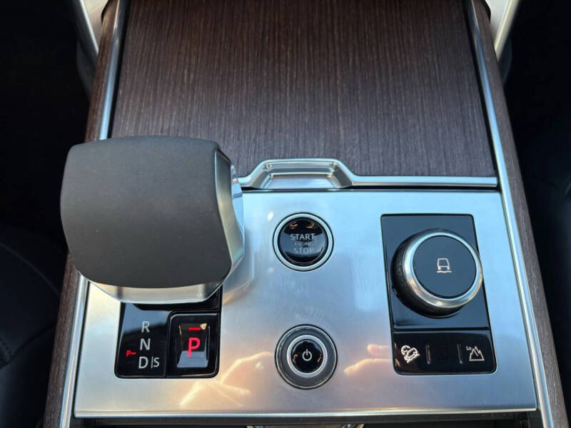 2023 Land Rover Range Rover P530 SE