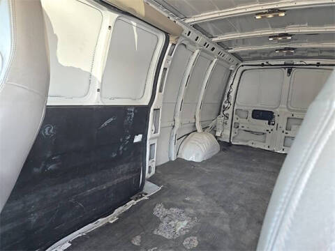 2023 Chevrolet Express 2500