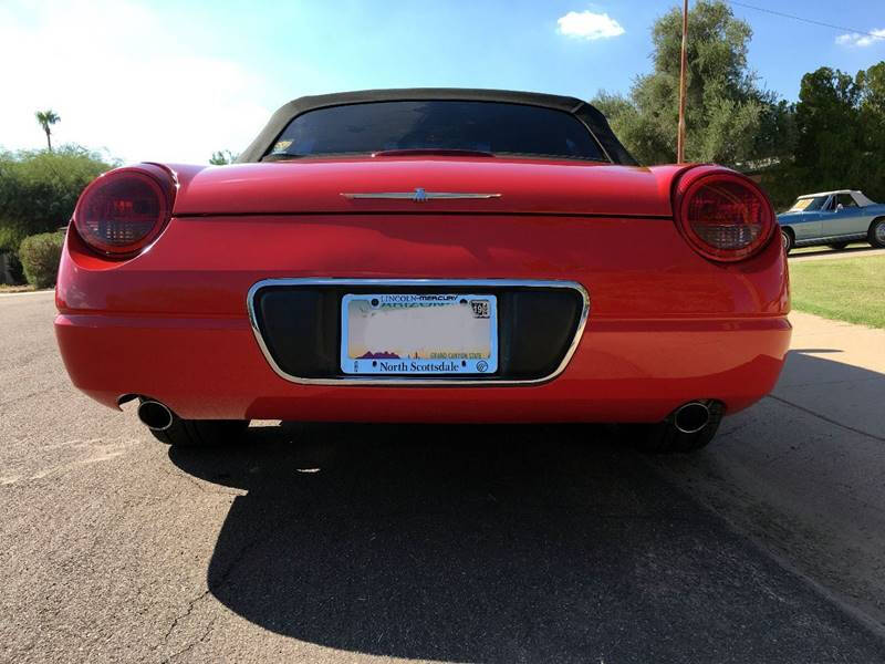 2004 Ford Thunderbird Deluxe photo 5