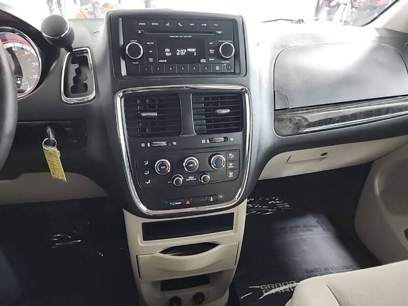 2016 Dodge Grand Caravan SE