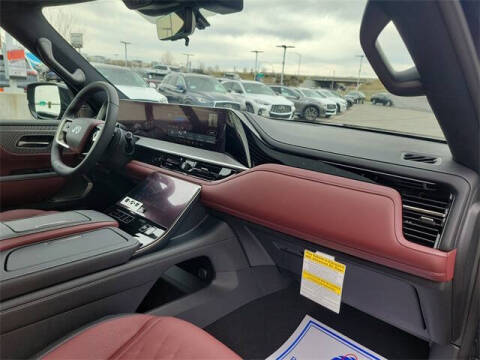 2025 Infiniti QX80 Autograph