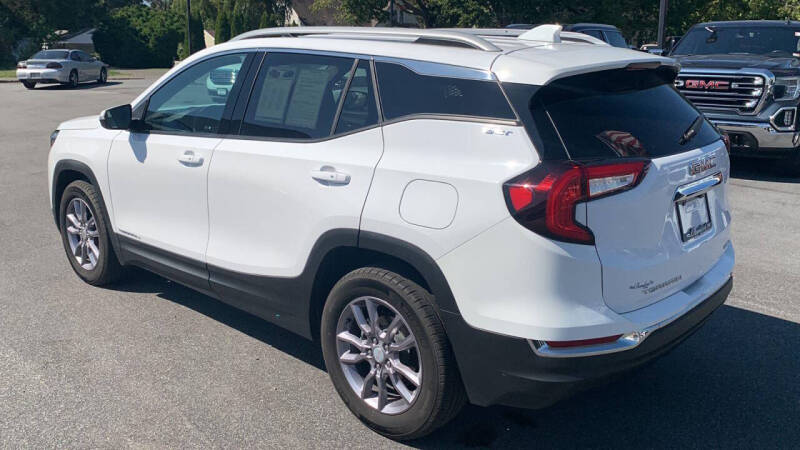 2023 GMC Terrain SLT