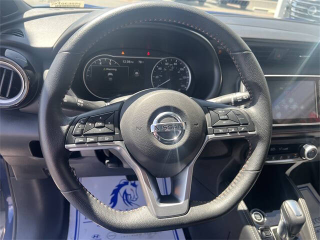 2020 Nissan Kicks SR