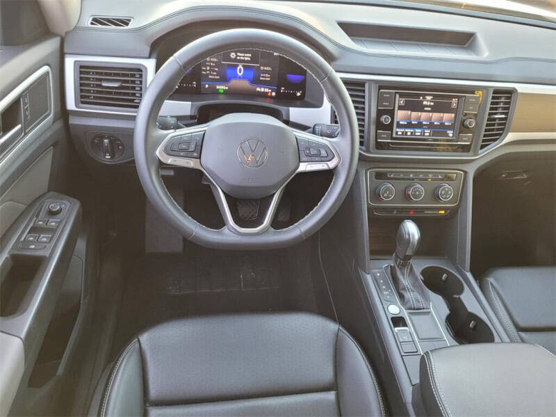 2022 Volkswagen Atlas SE