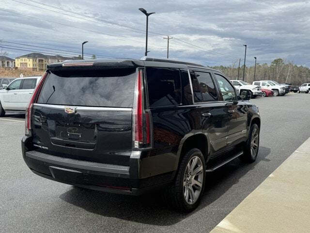 2018 Cadillac Escalade Luxury