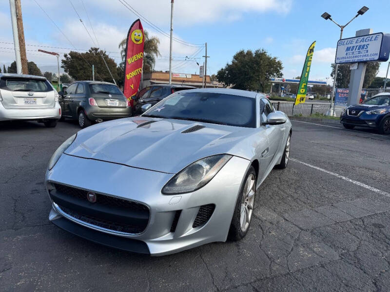 2017 Jaguar F-TYPE Premium's photo