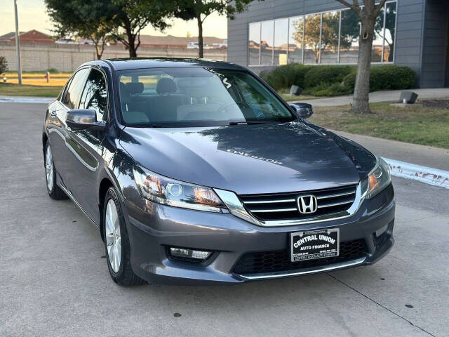 2015 Honda Accord for sale at Central Union Auto Finance LLC in Austin, TX