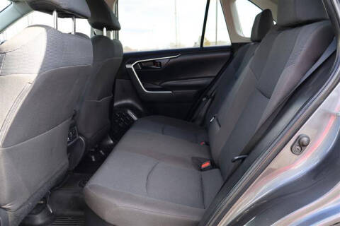 2021 Toyota RAV4 Hybrid LE