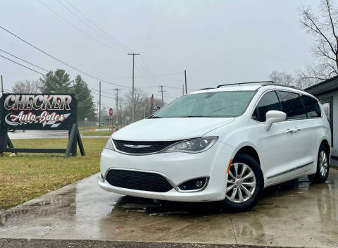 2017 Chrysler Pacifica Touring Plus