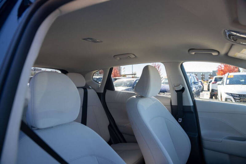 2025 Hyundai Kona SEL Convenience