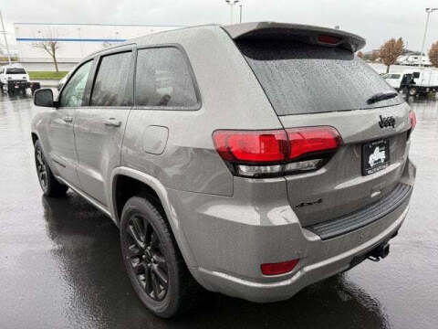 2019 Jeep Grand Cherokee Laredo