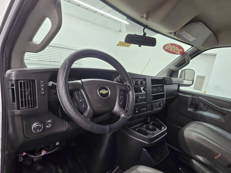 2020 Chevrolet Express 2500