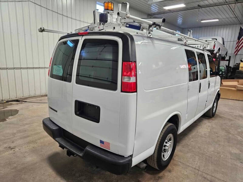 2017 Chevrolet Express 2500