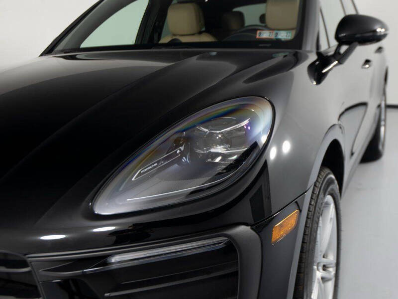 2025 Porsche Macan