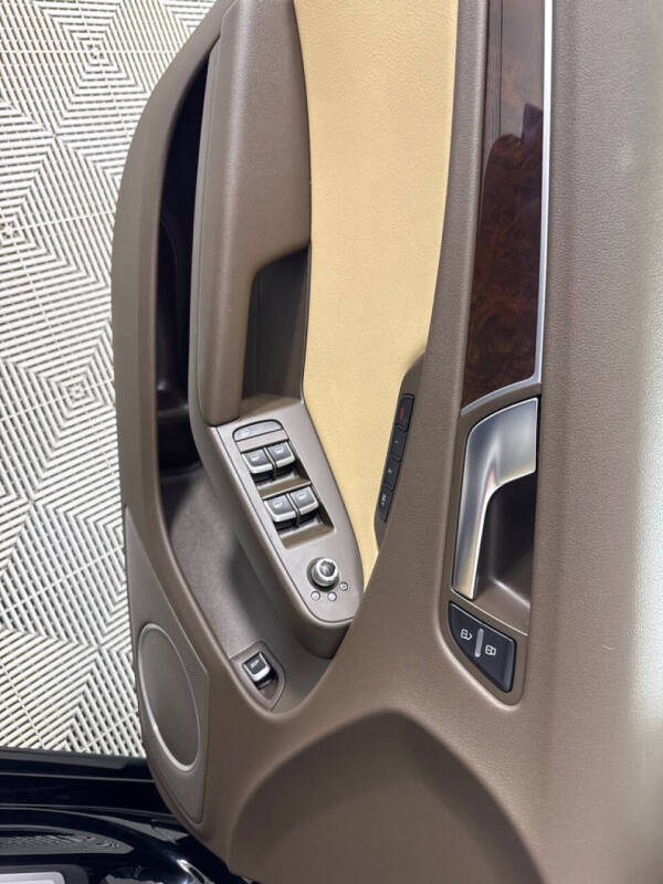 2016 Audi A4 2.0T quattro Premium Plus