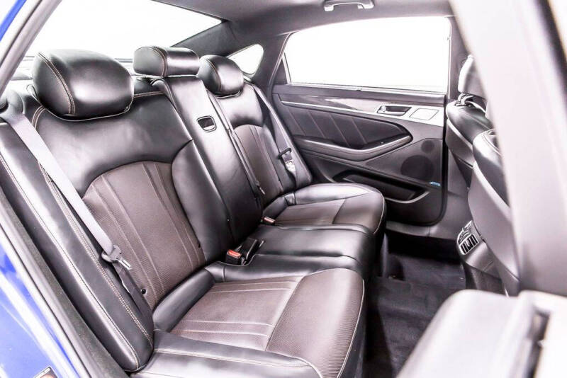 2020 Genesis G80