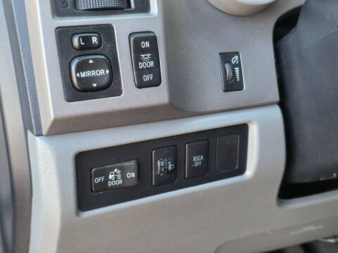 2012 Toyota Tundra Grade