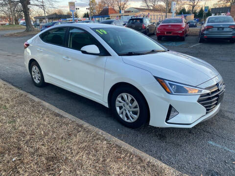 2019 Hyundai Elantra for sale at Carz Unlimited in Richmond VA