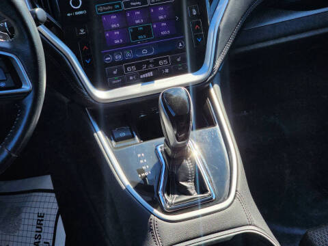 2022 Subaru Outback Premium