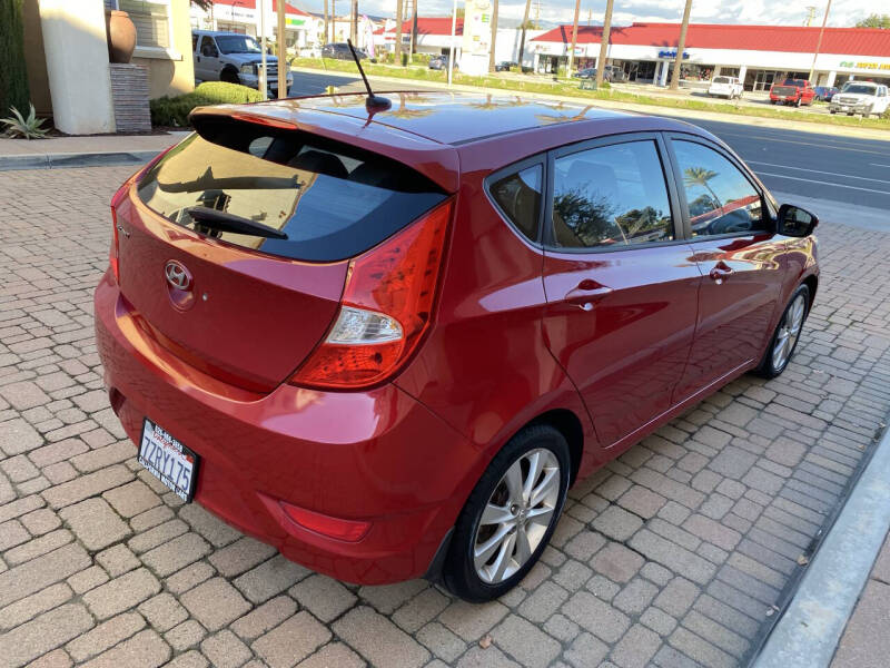 2013 Hyundai Accent SE